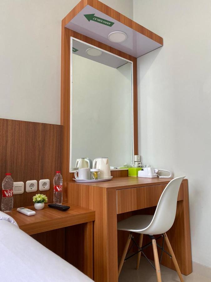 Oyo 2816 Privato Suite Kembaran Exterior foto